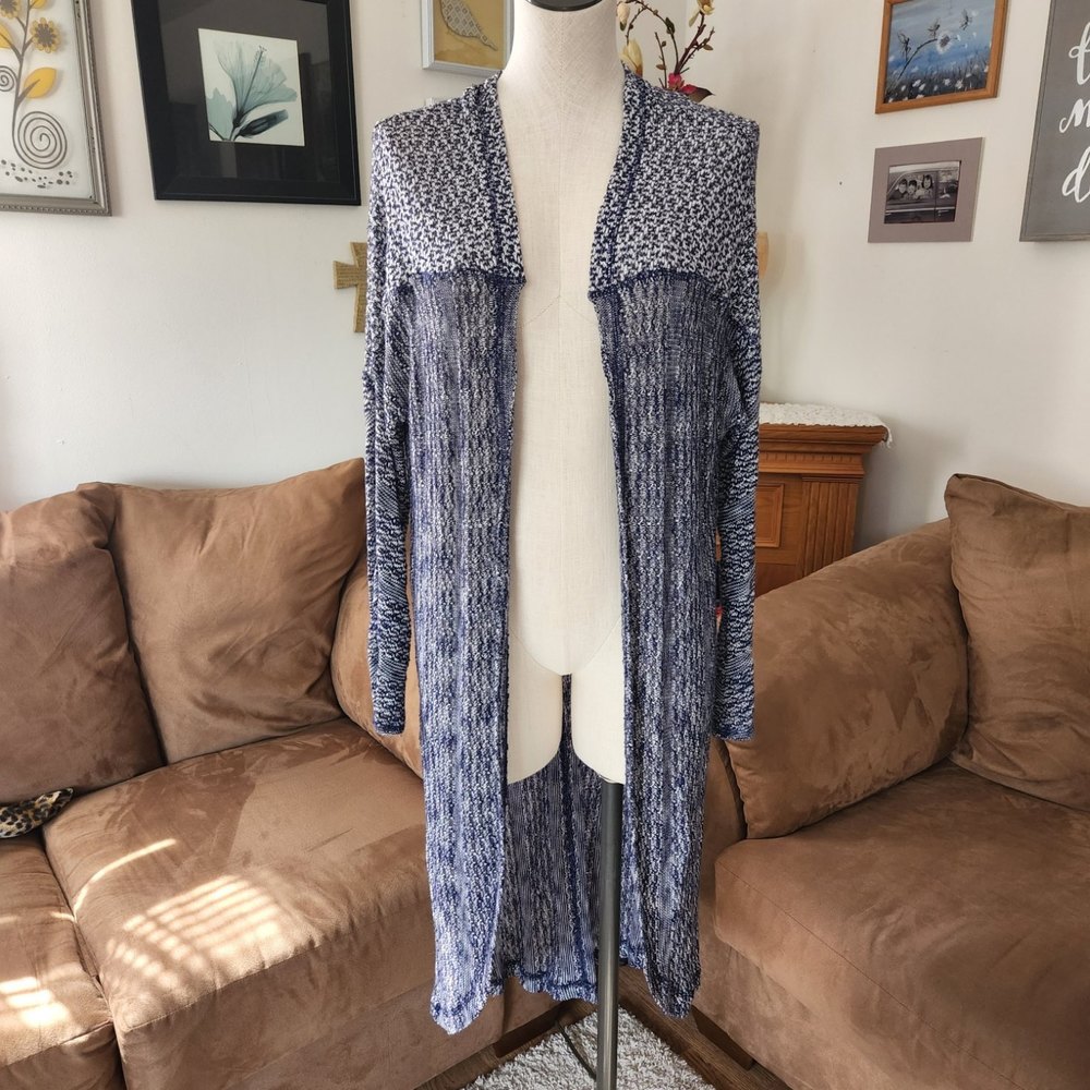 United XXVI Lightweight Blue & White Long Open Front Cardigan Size M